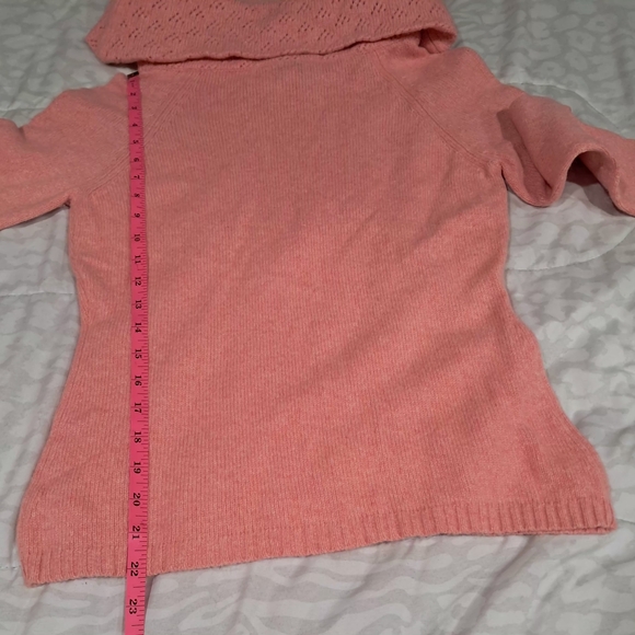 ANN Taylor LOFT Wool /Cashmere/Angora Off-shoulder  Sweater S - Picture 4 of 10